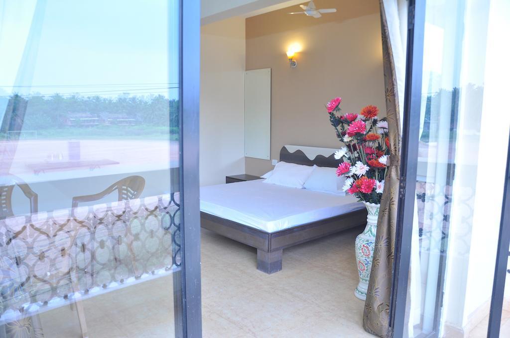 Ocean Crest Hotel Colva Pokoj fotografie